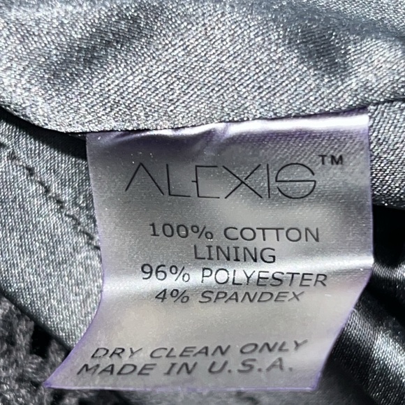 Alexis Black Knit Fringe Mini Skirt Size Small - Picture 7 of 7